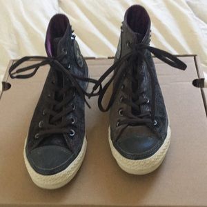 Velvet Studded Converse Size women's 8